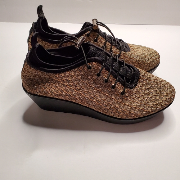 Steven by Steve Madden gold woven wedge sneaker - Picture 3 of 6